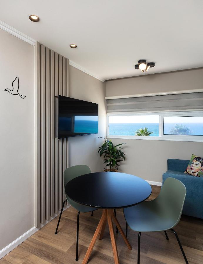 Sea View Stylish 1Br With Balcony By Beachfront Stay Herzelia Exterior foto