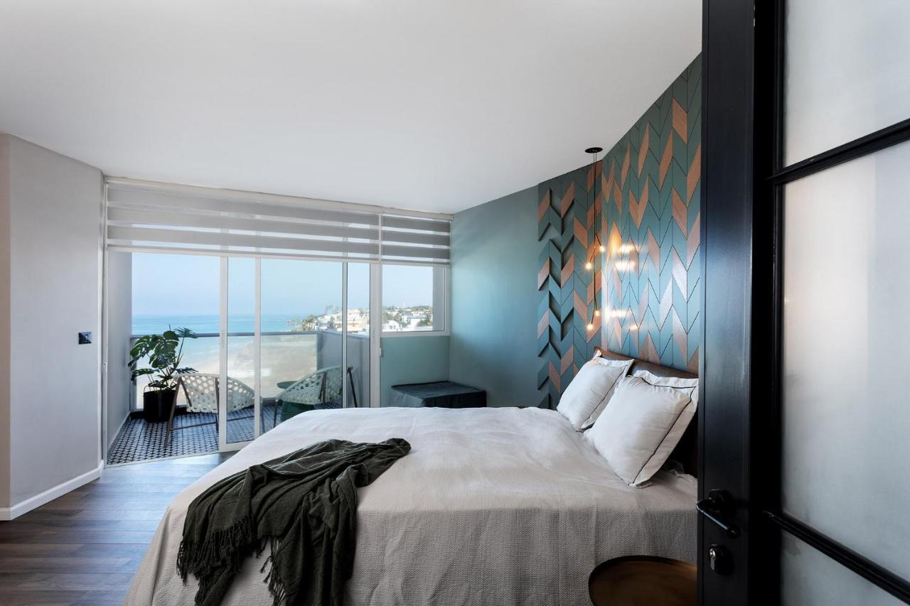 Sea View Stylish 1Br With Balcony By Beachfront Stay Herzelia Exterior foto